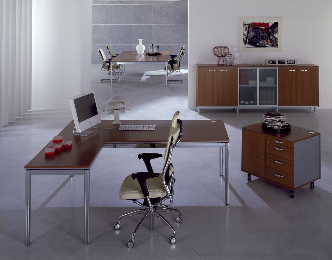 Contemporary Office Desks