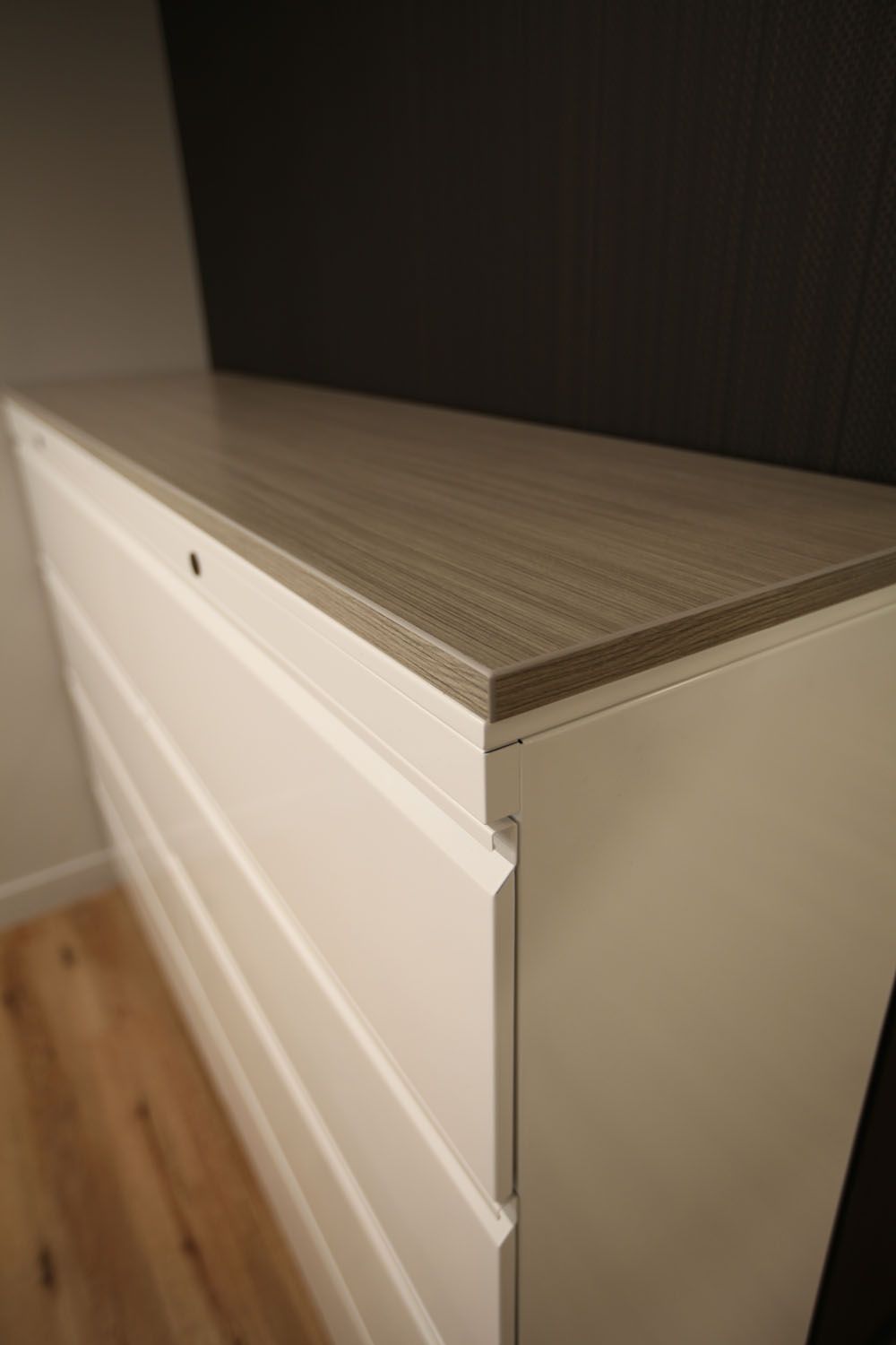 Common Tops are Available in Numerous Laminate Finishes